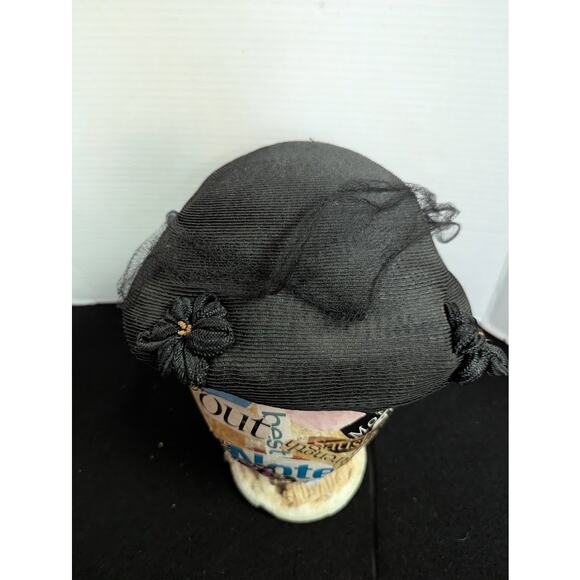 Vintage Black Pillbox Hat Veil 1940s 50s Noir Goth Mourning Pinup Rockabilly main image 6